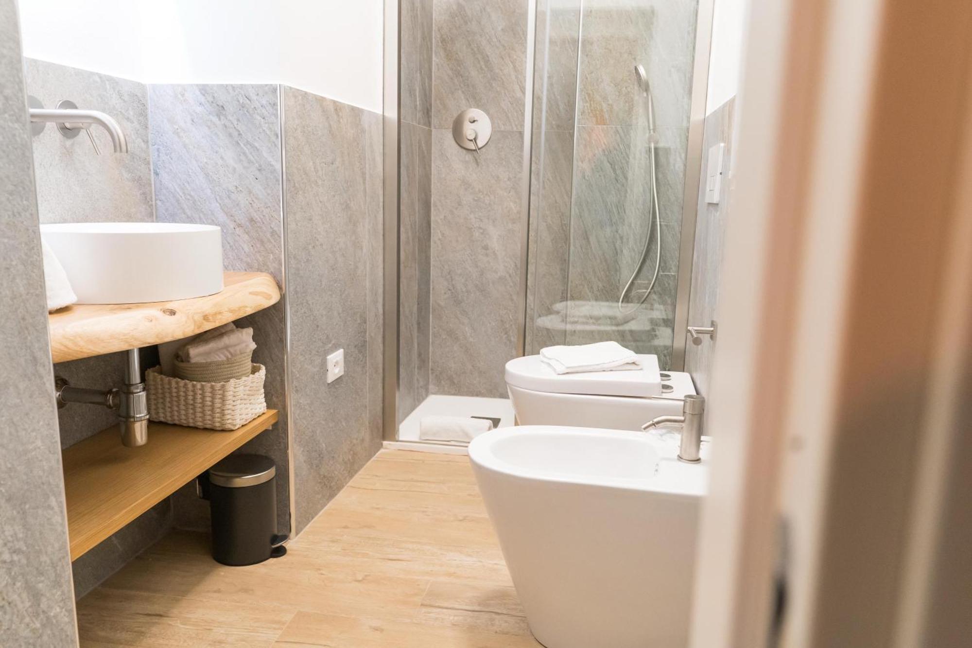 Alma Suites - Il Nido D'Amore ลีวอร์โน ภายนอก รูปภาพ