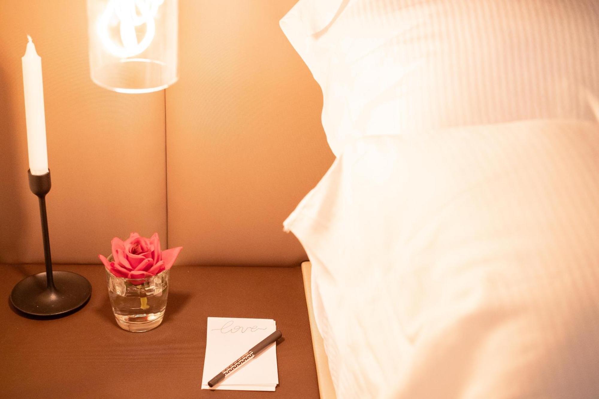 Alma Suites - Il Nido D'Amore ลีวอร์โน ภายนอก รูปภาพ