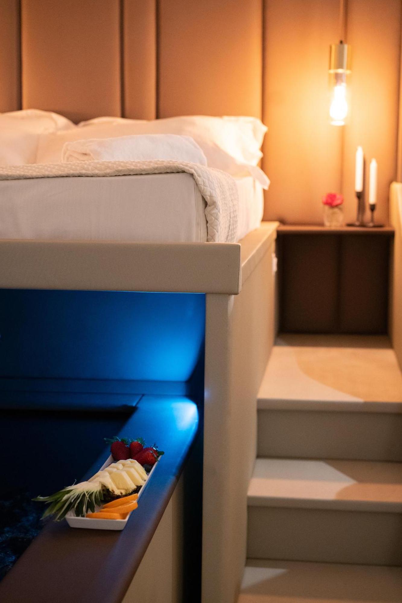 Alma Suites - Il Nido D'Amore ลีวอร์โน ภายนอก รูปภาพ