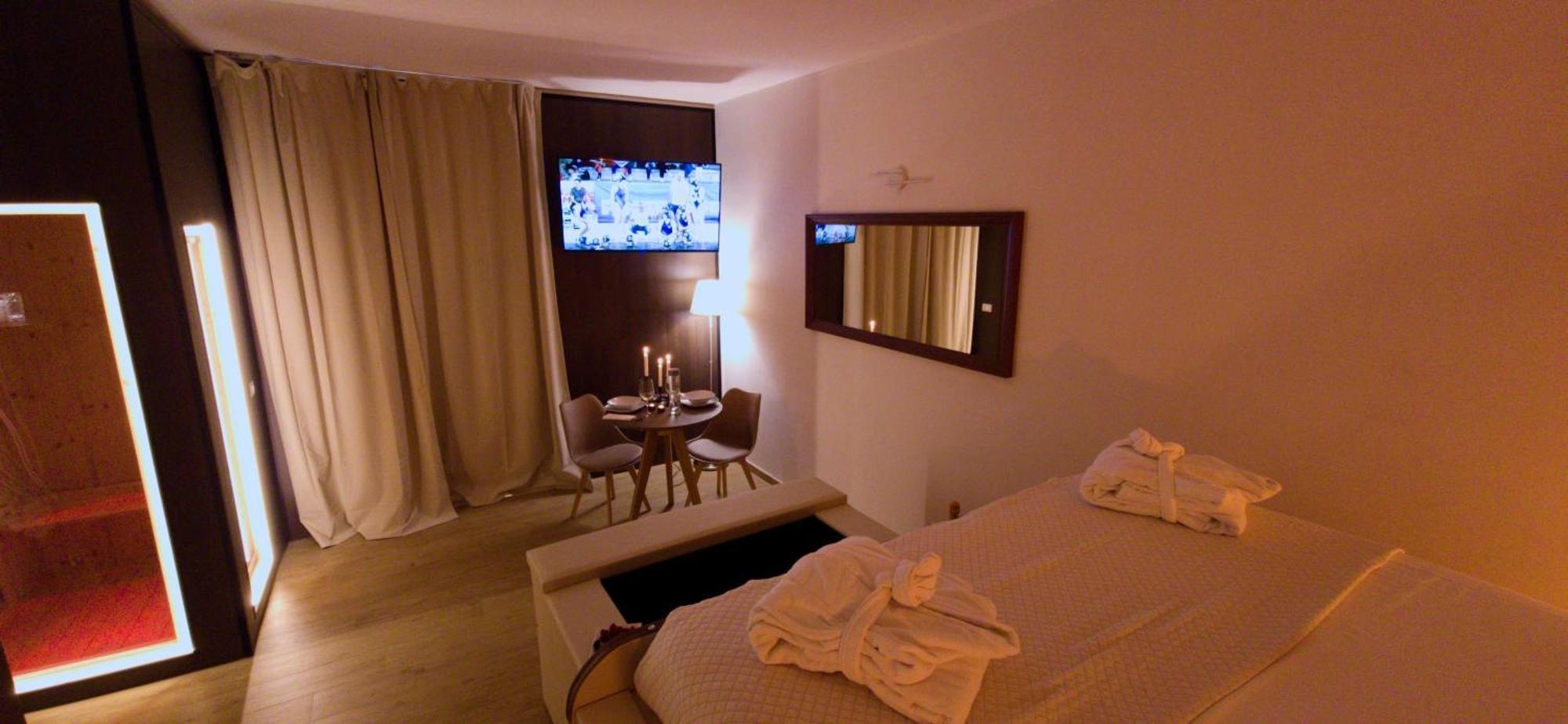 Alma Suites - Il Nido D'Amore ลีวอร์โน ภายนอก รูปภาพ